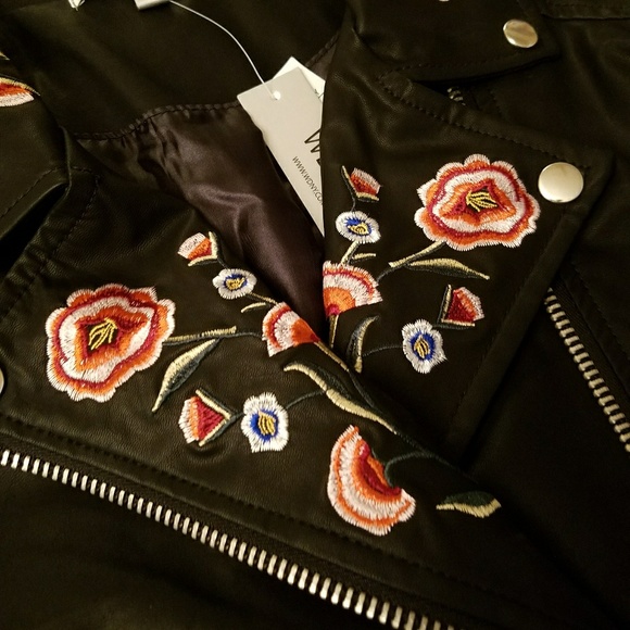 WD-NY Faux Leather Embroidered Moto Jacket - NWT •Lrg. - Picture 5 of 16